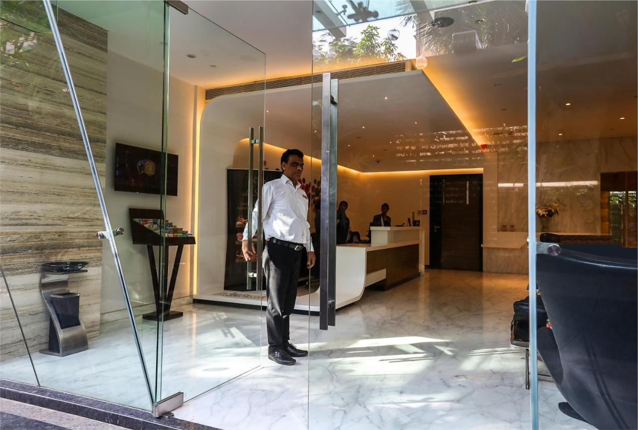 The Empresa Hotel Bombay Exterior foto