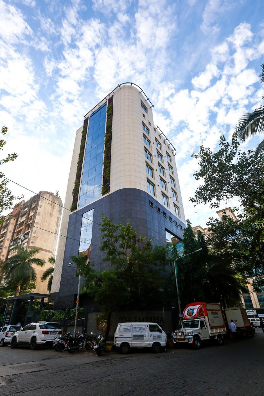 The Empresa Hotel Bombay Exterior foto